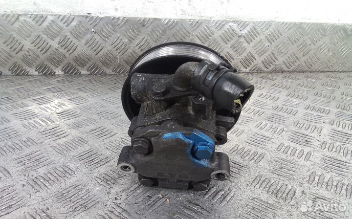 Насос гур Audi Q7 (2005-2015)