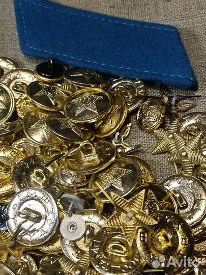 Пуговицы одним лотом кучей фурнитура