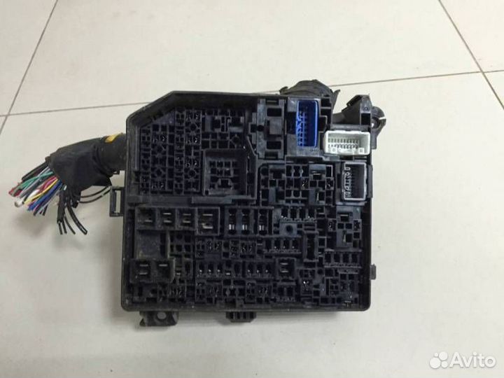 Б/У Блок предохранителей 8565A357 mitsubishi