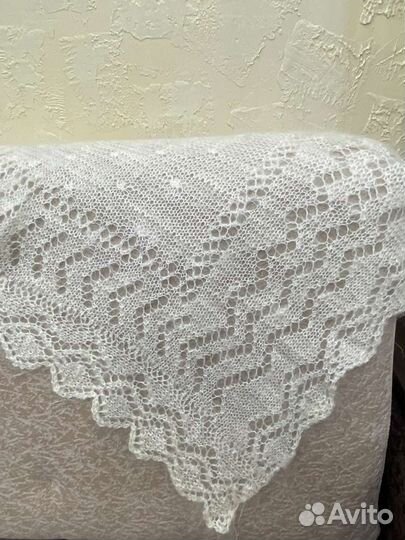 Оренбургский пуховый платок новый, размер 100*100