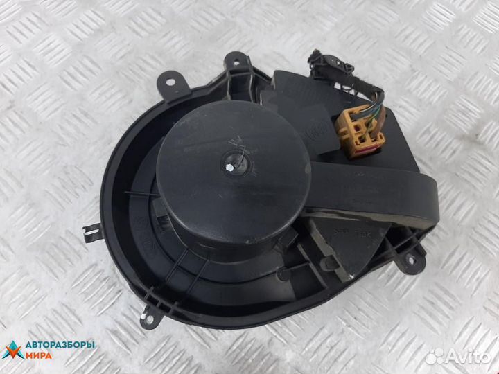 Моторчик печки Volkswagen Passat B5 рест. 2003