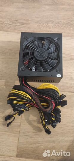 Блок питания zumax 1850w Новый
