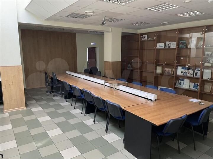 Свободного назначения, 427 м²