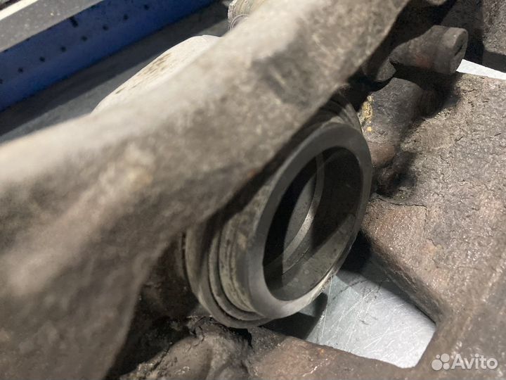 Суппорта со скобами Audi