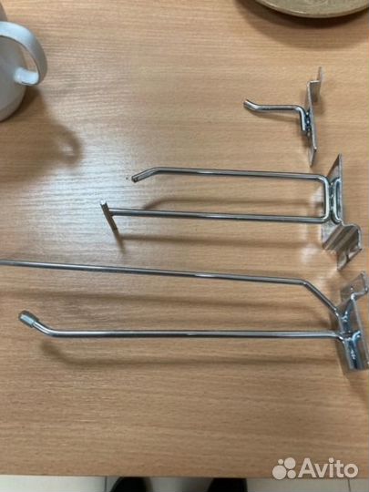 Крючки и другие навесные элемент для экономпанелей