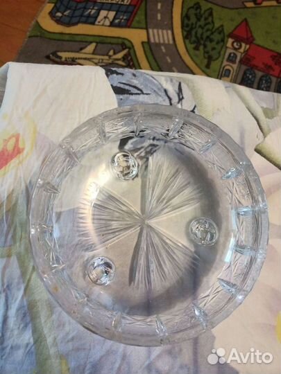 Хрустальная конфетница