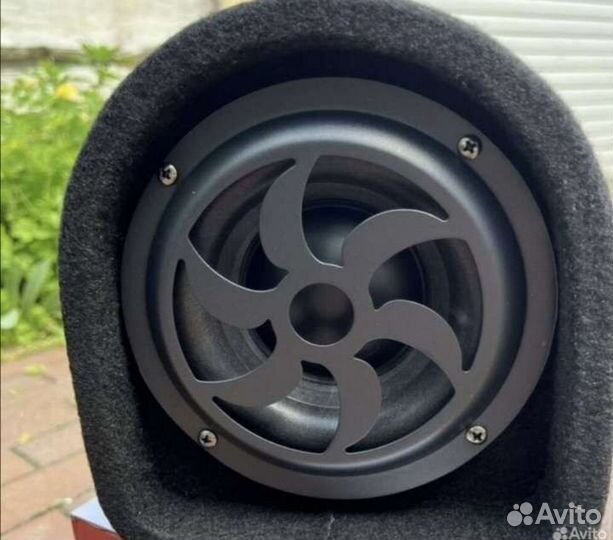 Активный сабвуфер Pioneer 8