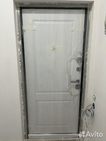 Дверь металлическая