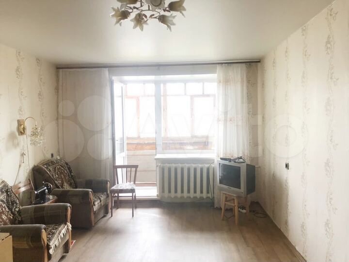 2-к. квартира, 45 м², 3/3 эт.