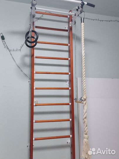 Детская шведская стенка с турником