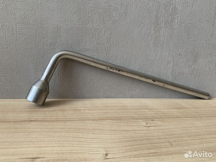 Балонный ключ на 17 Mercedes Benz оригинал