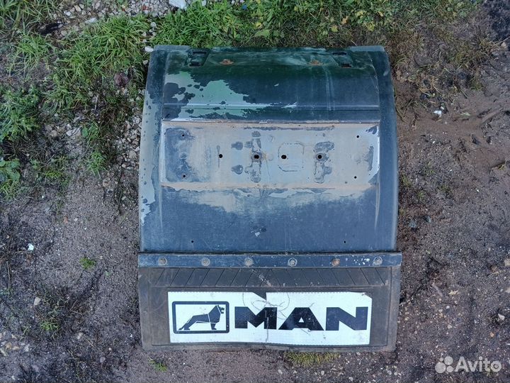 Крыло заднее задняя часть MAN TGA, TGX