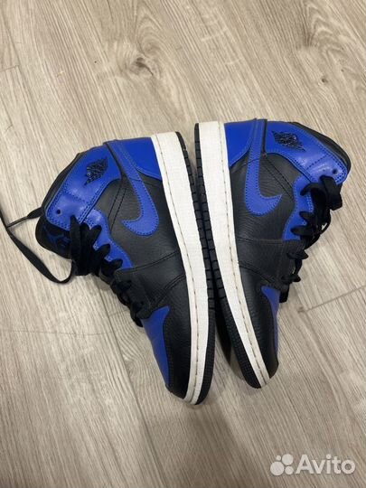 Кроссовик Nike air jordan 1