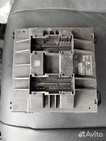 Блок комфорта Фольксваген поло 2017 г