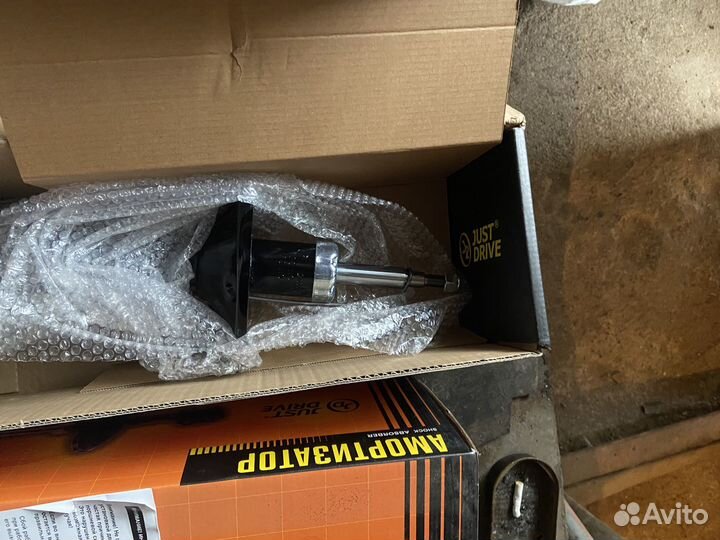 Амортизаторы передние Hyundai accent