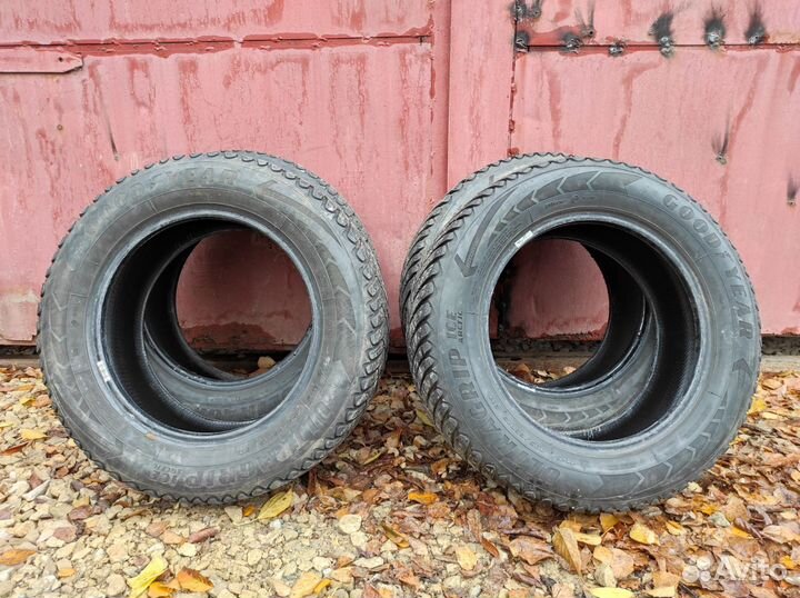 Goodyear Ultragrip Ice Arctic 195/65 R15 91T