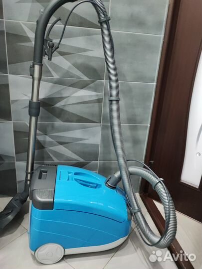 Продам моющий пылесос Thomas Twin t1