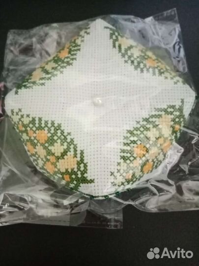 Бискорню - игольница