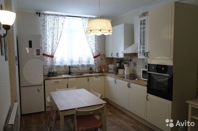 2-к. квартира, 72 м², 14/16 эт.