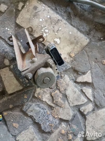 Блок абс priora