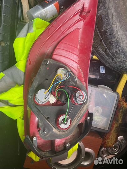 Задняя правая фара на Лада гранта лифтбек