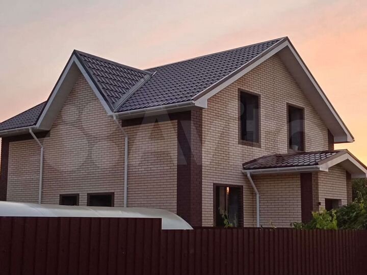 Дом 144 м² на участке 8 сот.