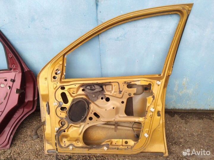 Дверь Ford Focus