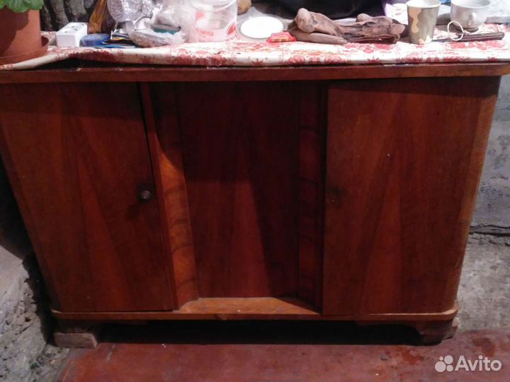 Ретро стол тумба