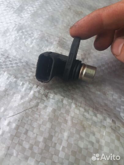 Датчик распредвала opel