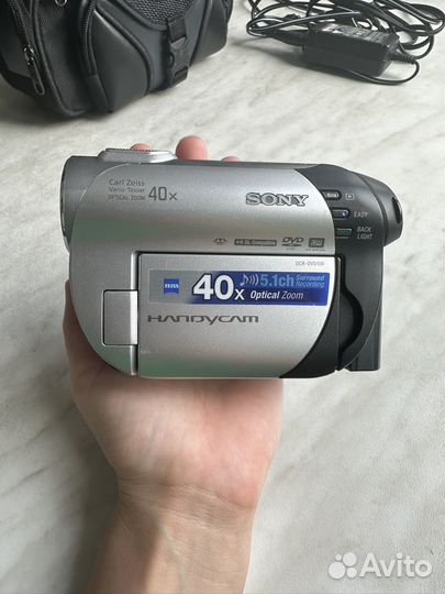 Видеокамера Sony Handycam DCR-DVD109