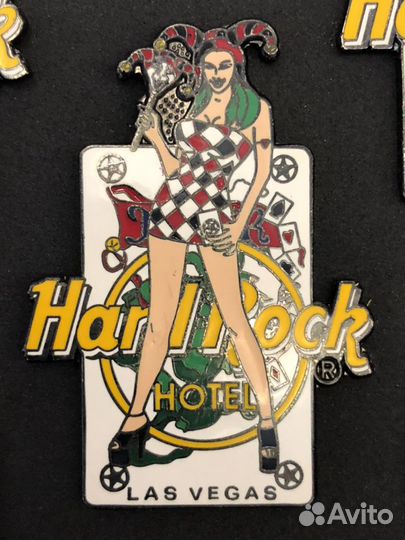 Значки девушки масть Hard Rock Hotel pin