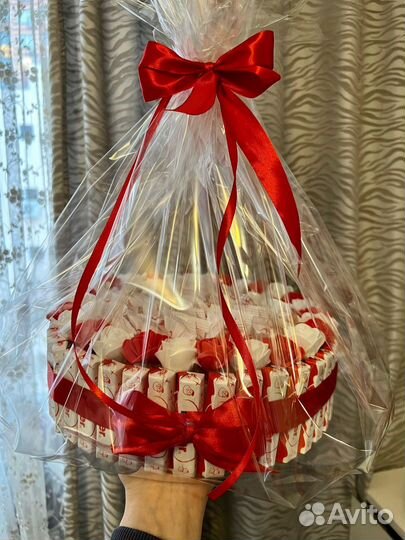 Сладкий букет торт из Киндер и Рафаэлло