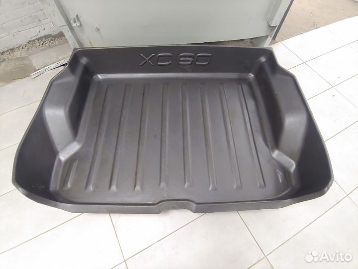 Коврик багажника оригинальный Volvo XC60 с 08-17г