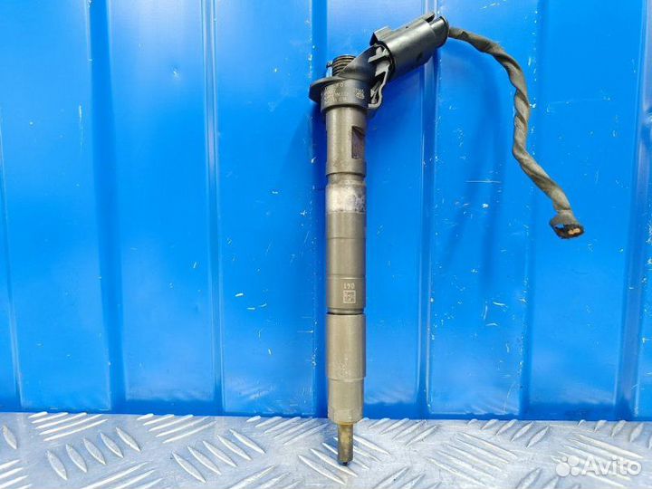 Форсунка топливная дизельная Kia Sorento 2 XM 2.2