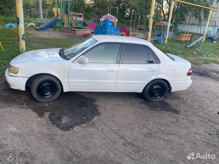 Toyota Corolla 1.5 AT, 2000, 295 000 км