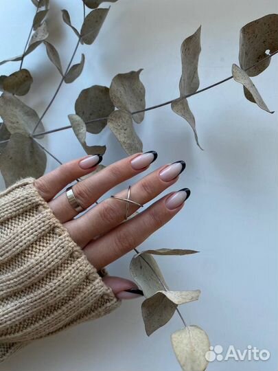 Маникюр, укрепление гелем, наращивание