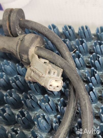 Датчик ABS Nissan X-Trail