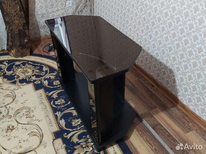 Подставка под телевизор