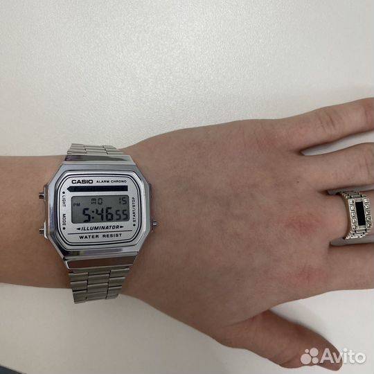 Часы casio