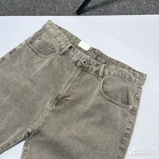 Зауженные мужские джинсы