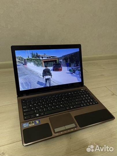 Мощный ноутбук Asus i3-2350m/6gb/610m 2gb/500gb