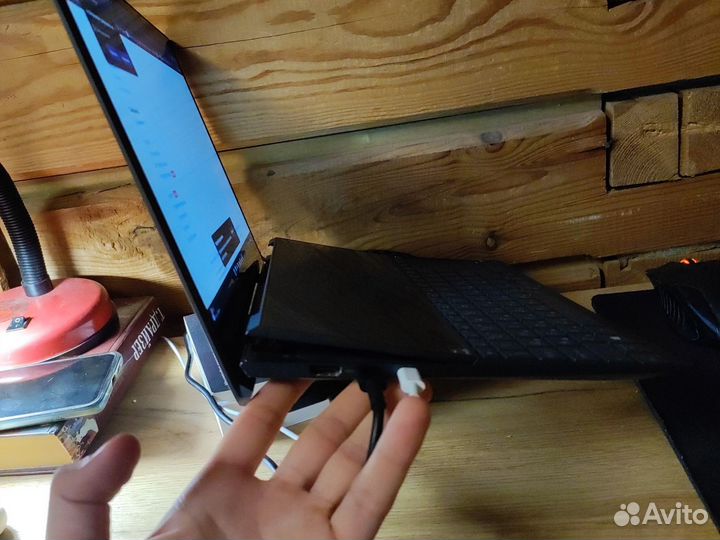 Ноутбук Asus