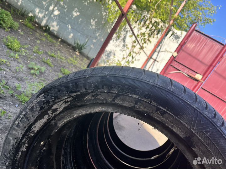 Winrun R330 215/55 R16 93S