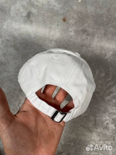 Кепка Nike белая