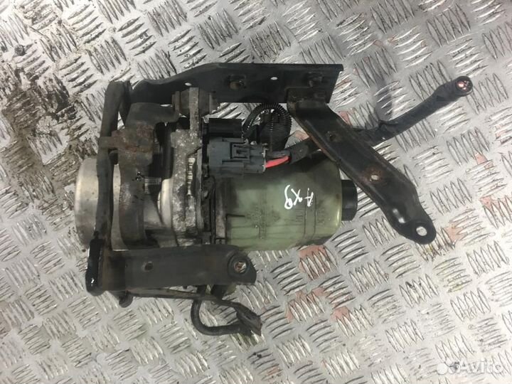 Насос гидроусилителя Ford Focus/Focus RS/Focus ST