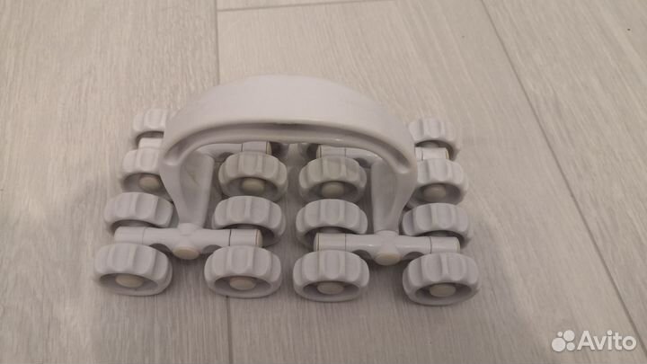 Массажёр + второй в подарок