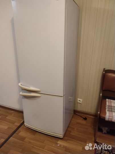 Холодильник б/ у Атлант 170 см