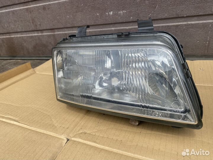 Фары Audi A4 B5