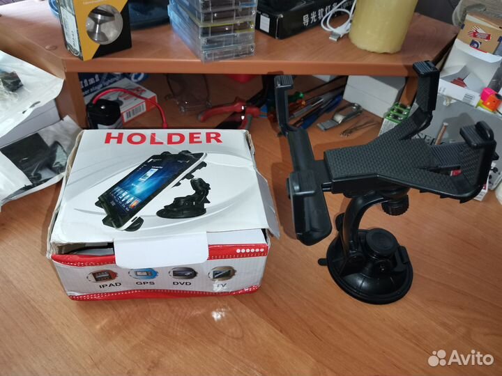 Держатель планшета в авто