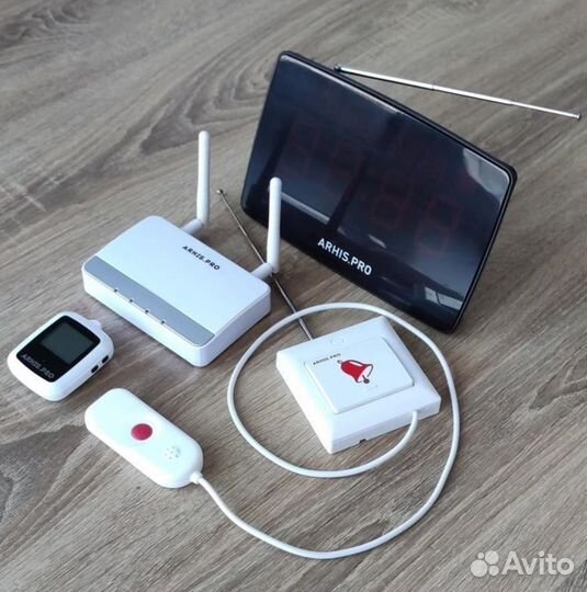 Кнопка вызова персонала, помощи больному в палату